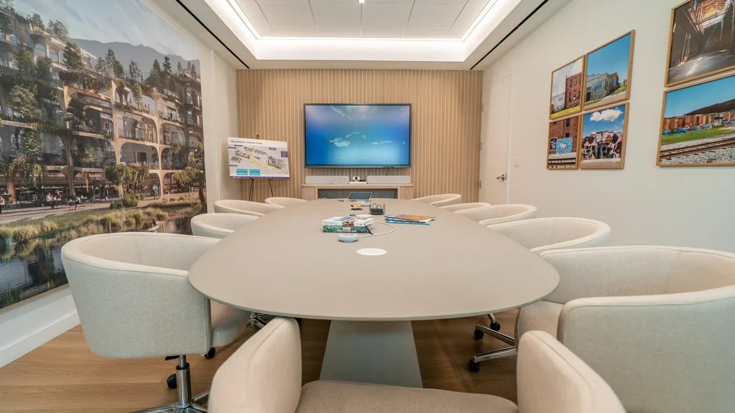Plug & Play Conference Room